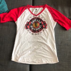 Blackhawks 3/4 length shirt